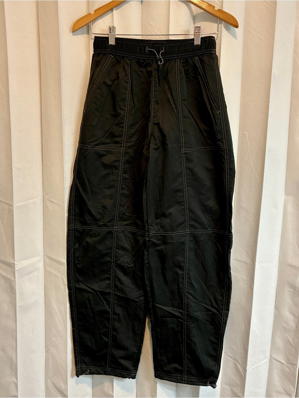 Wild Fable Black Nylon Parachute Pants Baggy Track Trousers Contrast Stitch XS